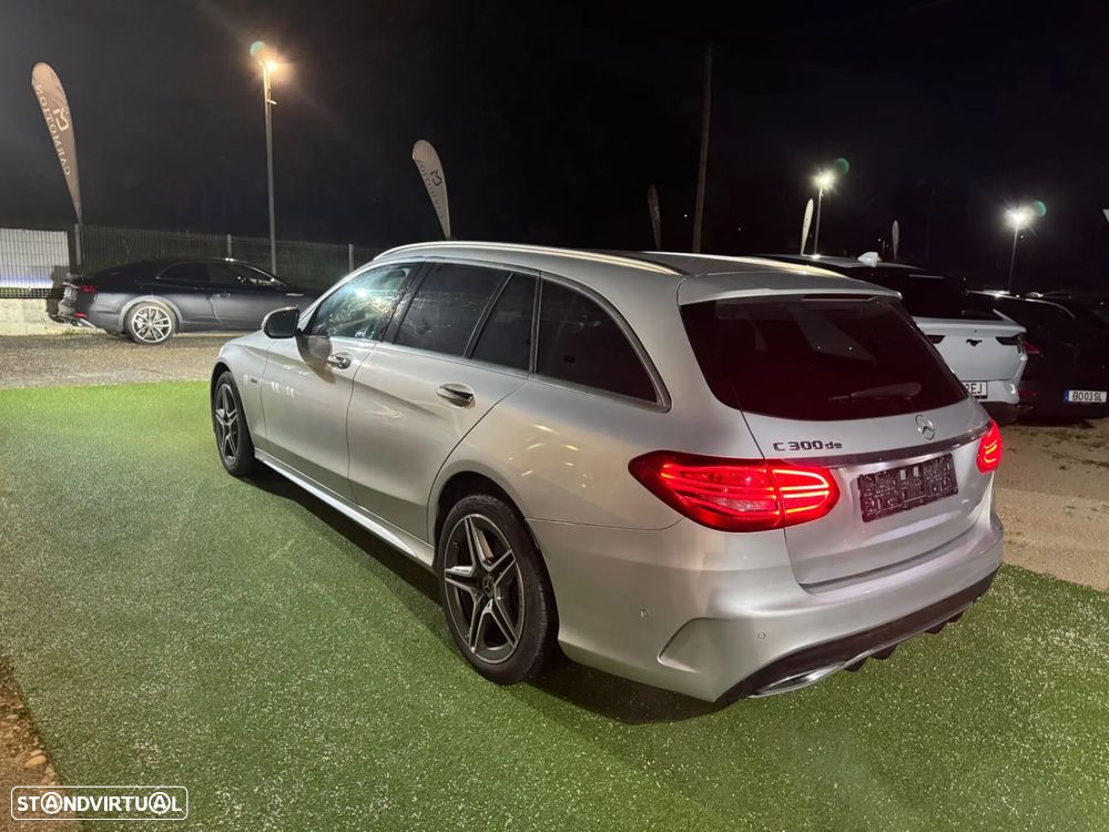 Mercedes-Benz C 300 de AMG Line - 16