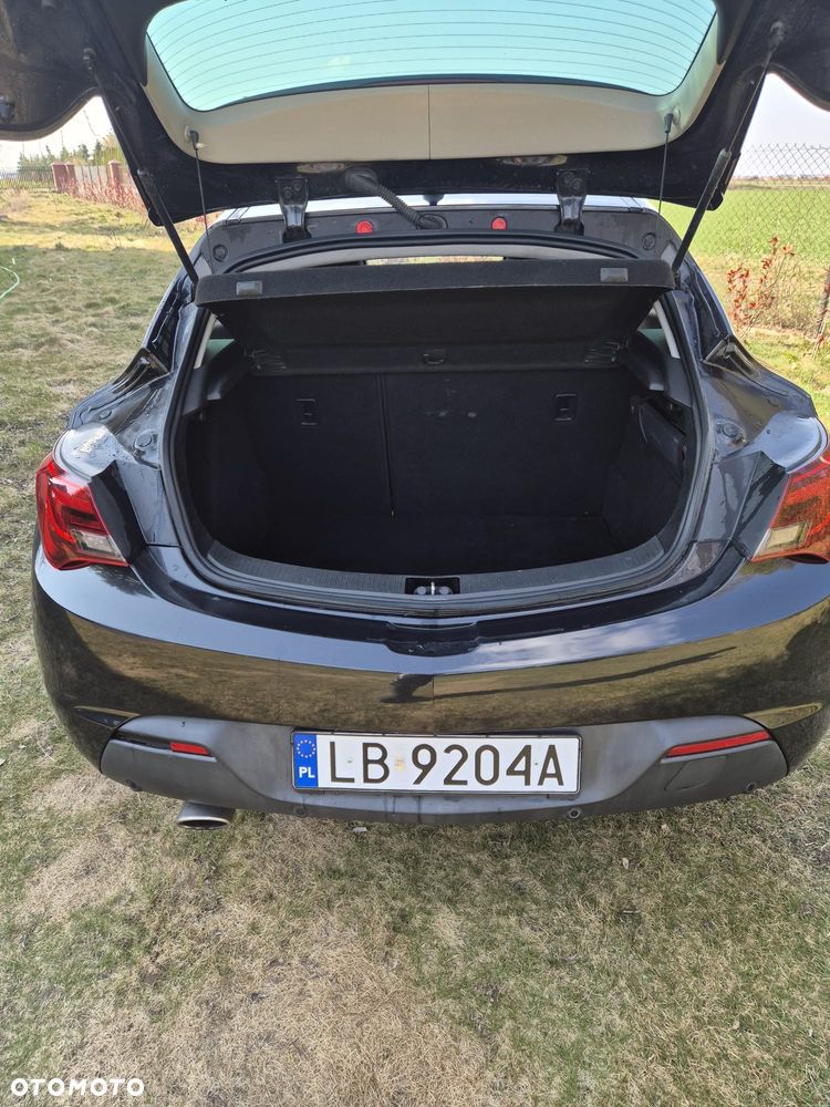 Opel Astra 1.6 Turbo Sport - 11