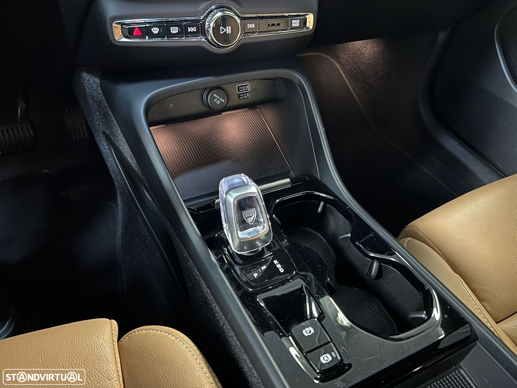 Volvo XC 40 1.5 T4 PHEV Inscription - 18