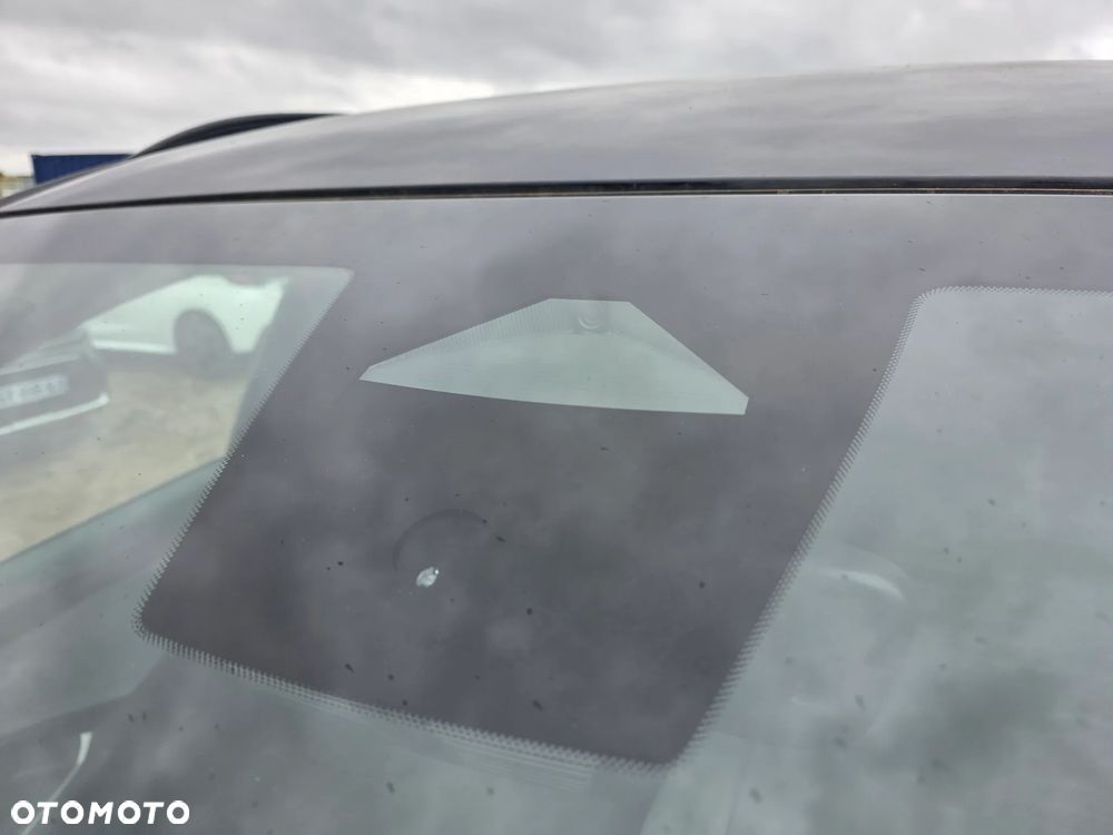 Peugeot E-5008 210 Allure - 35