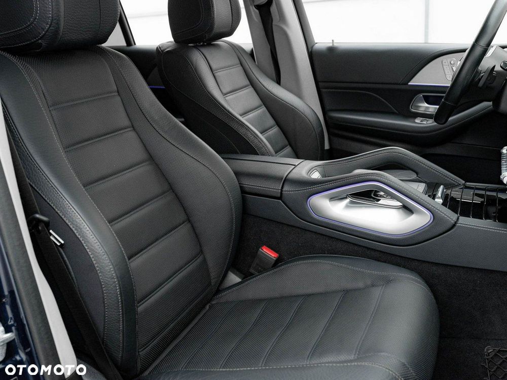 Mercedes-Benz GLE - 32