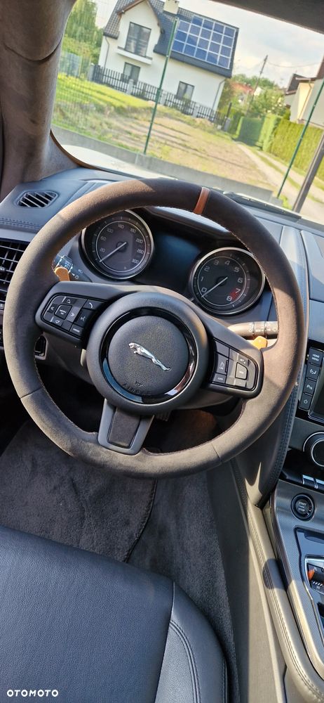 Jaguar F-Type S - 17