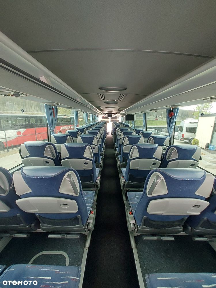 Mercedes-Benz Tourismo RHD 17 - 13