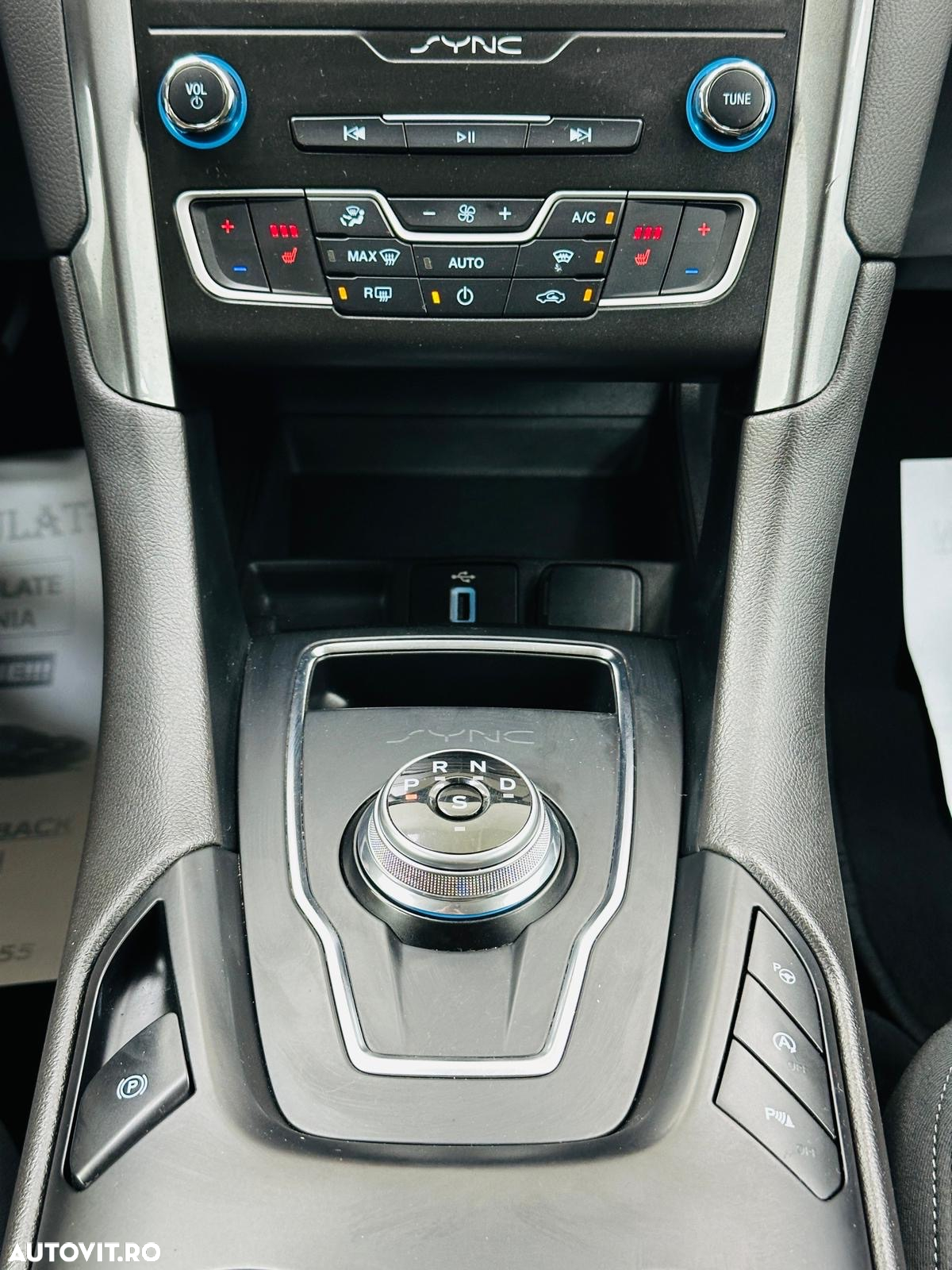 Ford Mondeo - 30