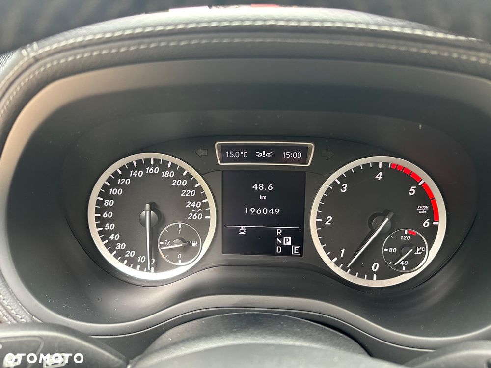 Mercedes-Benz Klasa B 200 CDI (BlueEFFICIENCY) 7G-DCT - 24