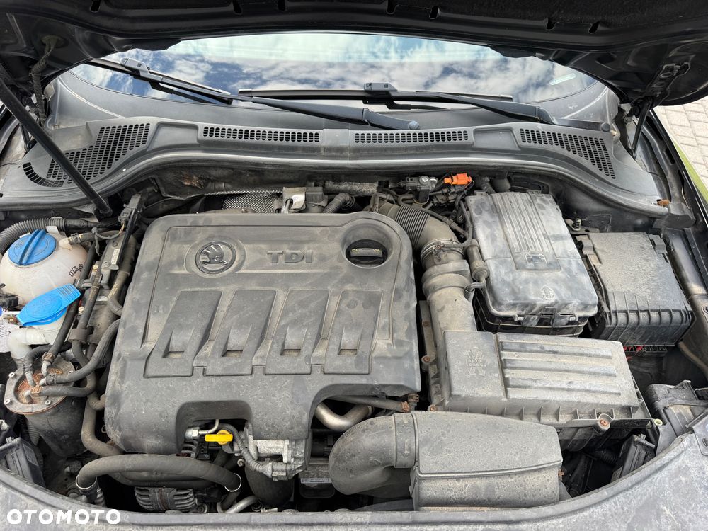 Skoda Superb Combi 2.0 TDI Ambition - 15