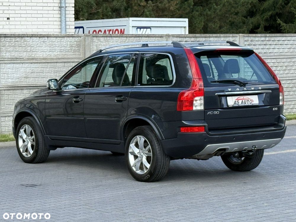 Volvo XC 90 2.4D Momentum - 22