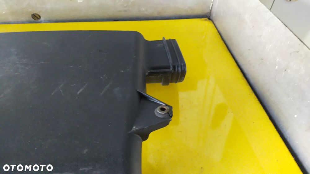 BMW E87 POKRYWA SILNIKA WLOT POWIETRZA 7561927 - 3