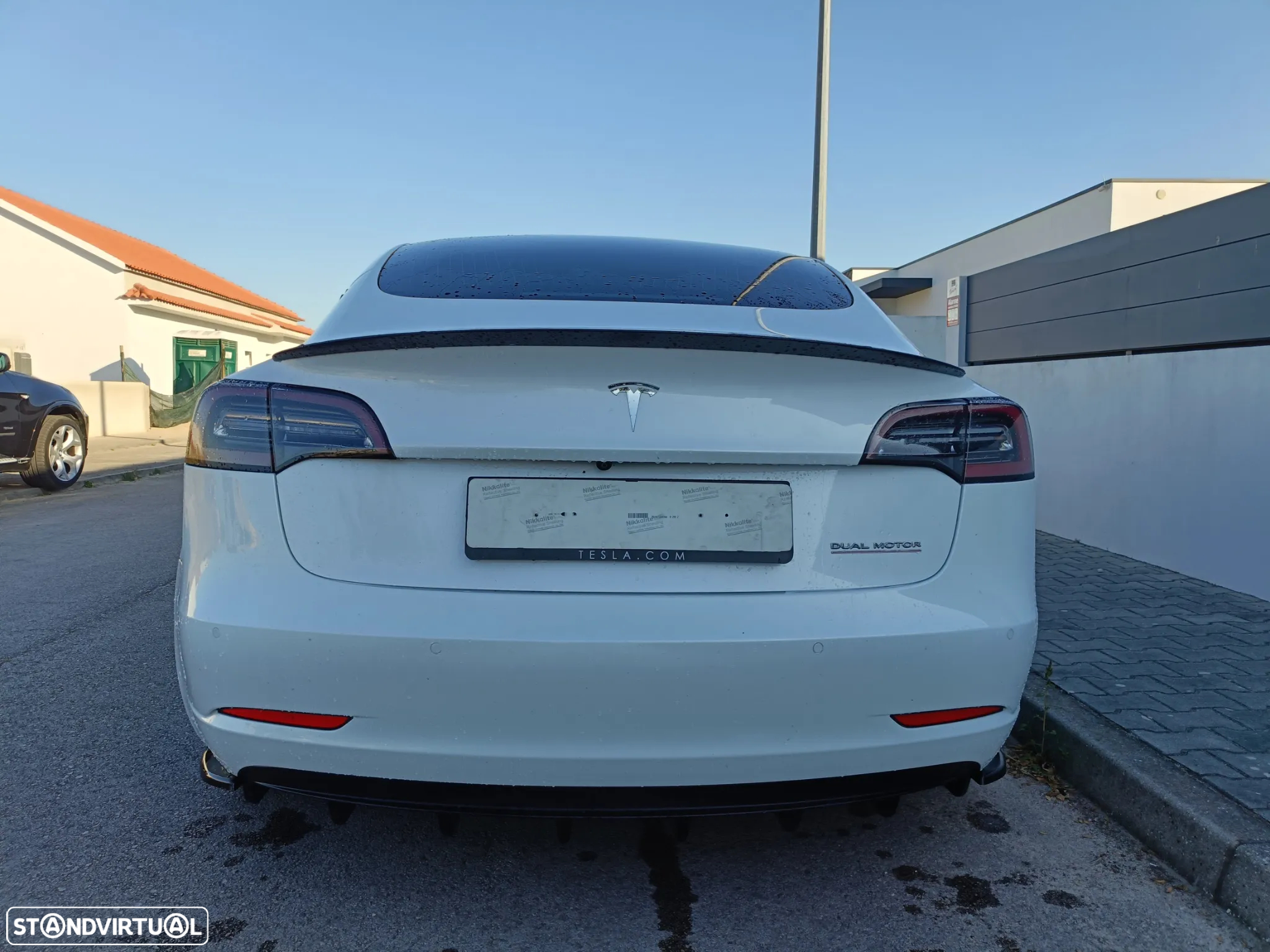 Tesla Model 3 Long Range AWD Dual Motor Performance - 4