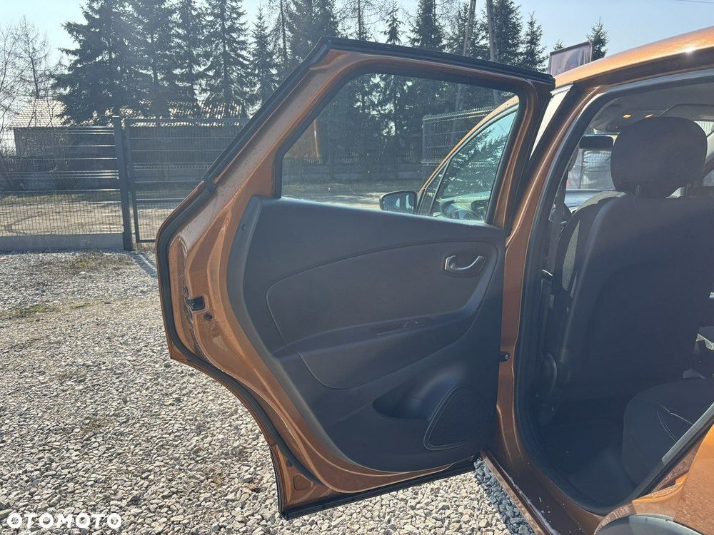 Renault Captur - 28