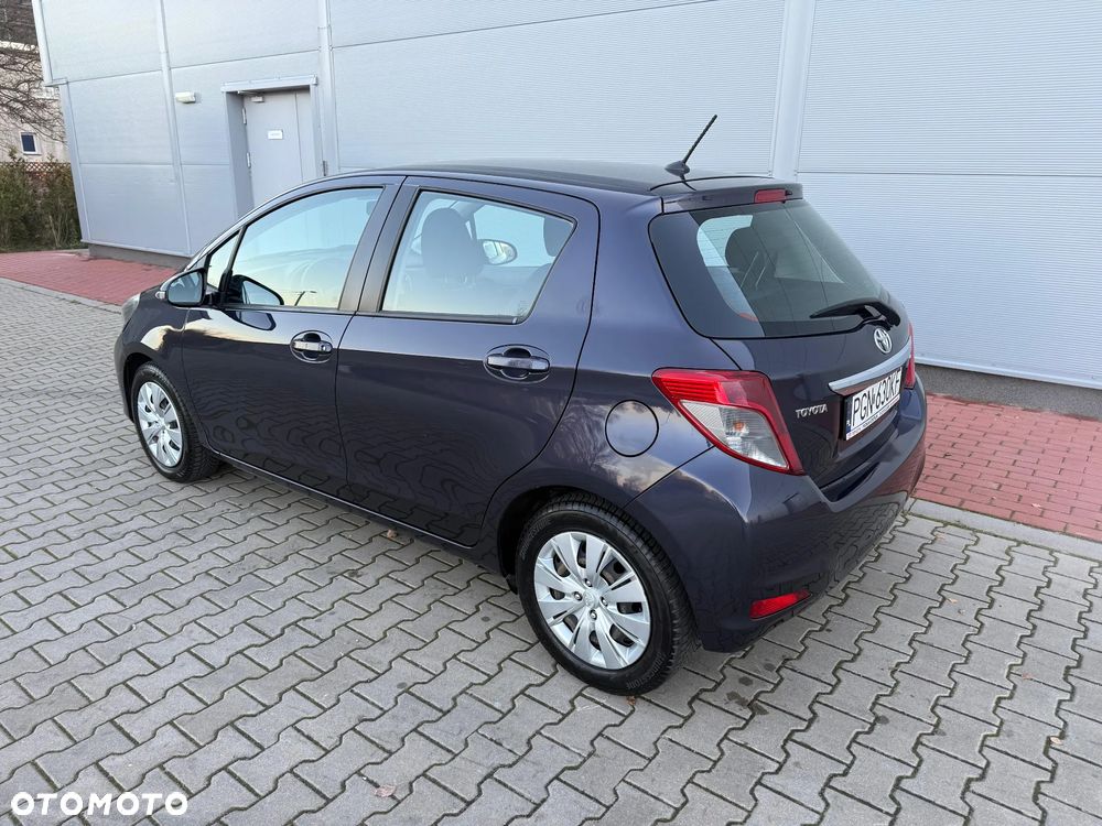 Toyota Yaris 1.33 VVT-i Comfort - 24