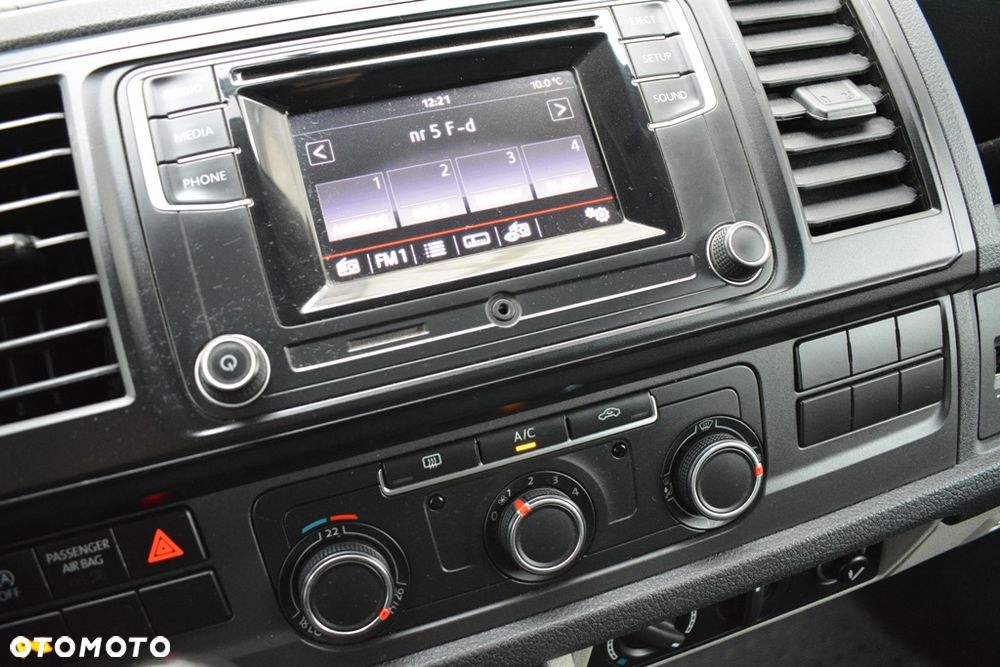 Volkswagen Transporter Kombi L1H1 - 17