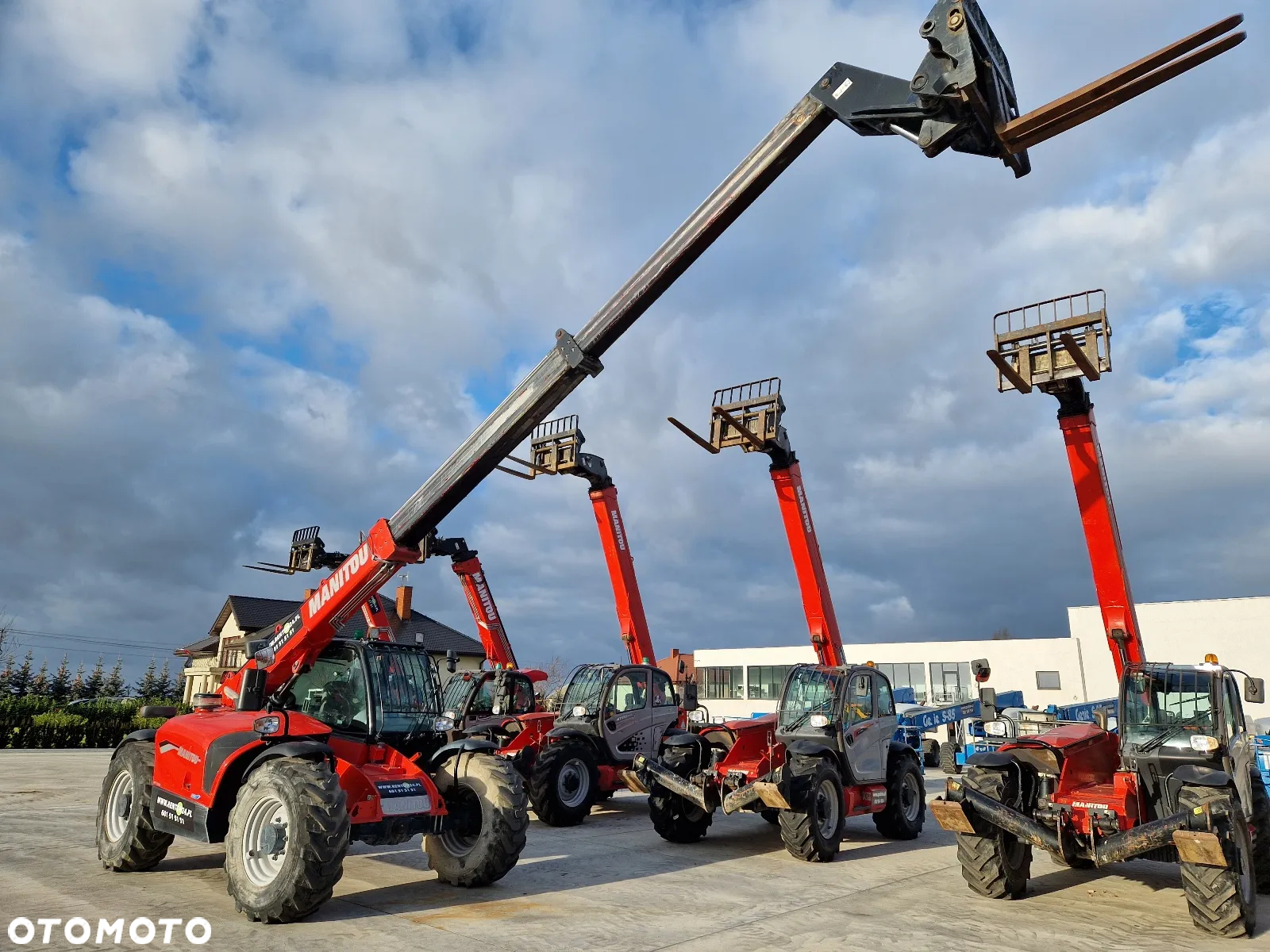 Manitou MT 933 R371 jak JCB 535-95 - 17