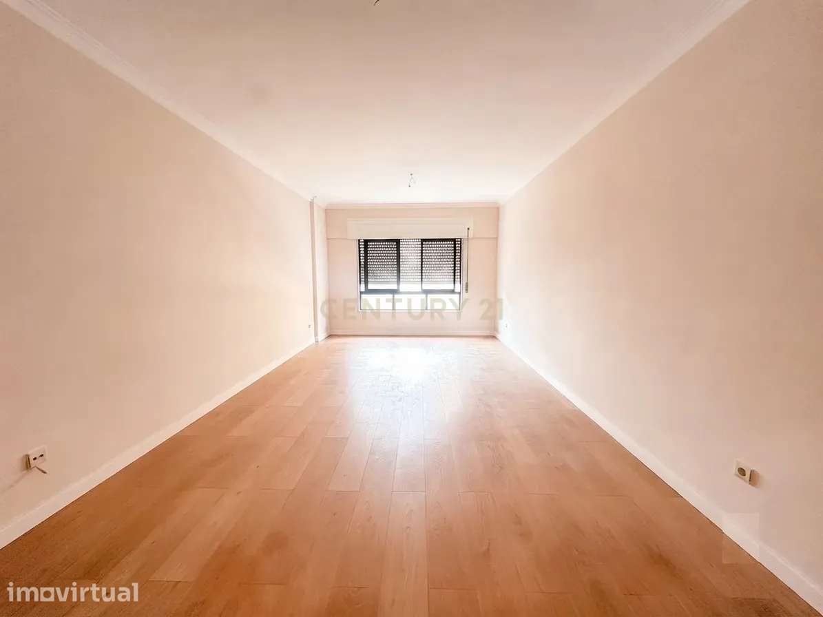 Apartamento T3 Remodelado Massamá - Grande imagem: 4/13