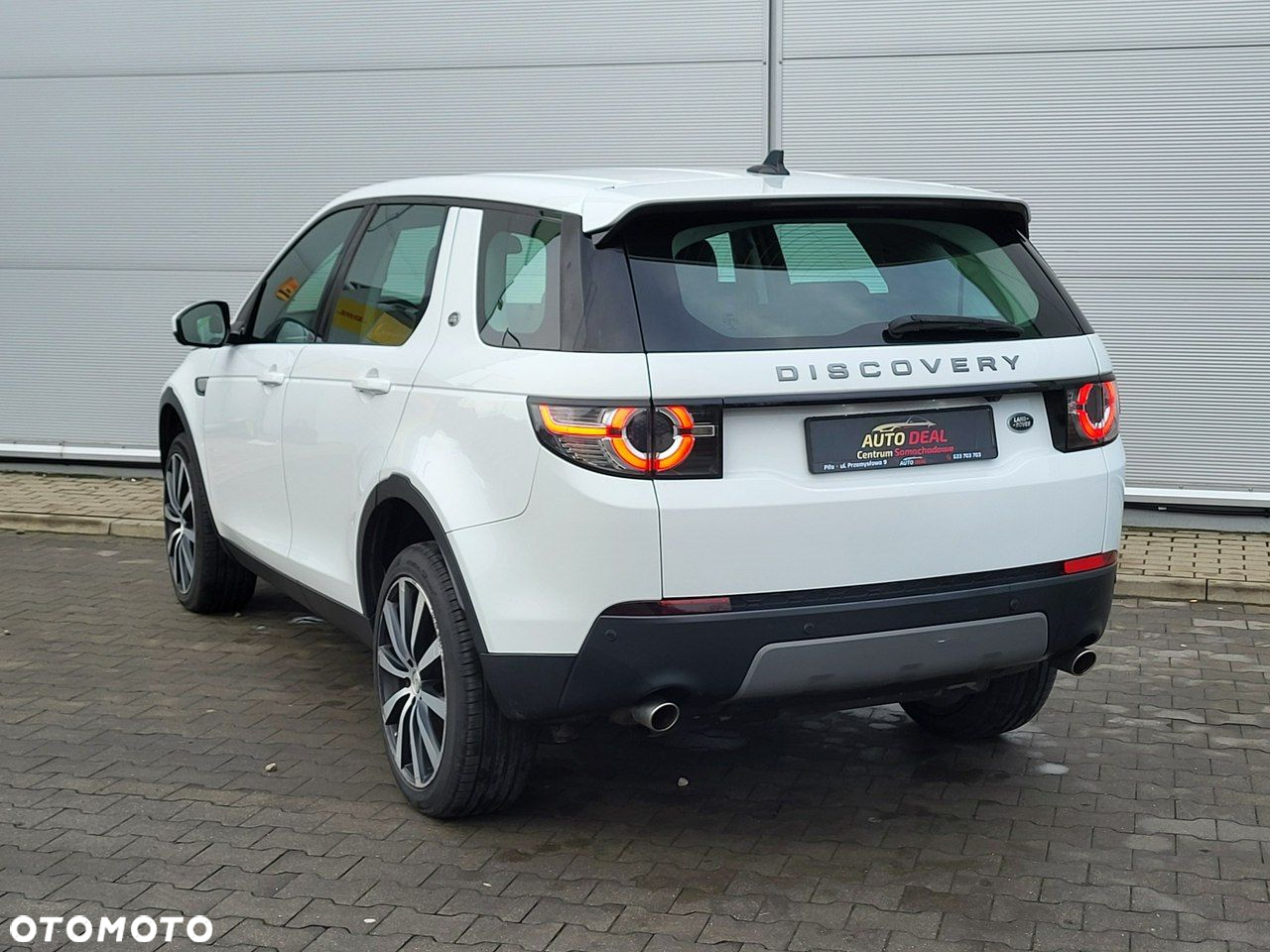Land Rover Discovery Sport - 11