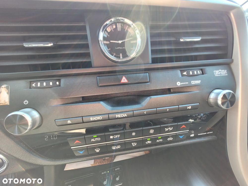 Lexus RX 450h Prestige - 16