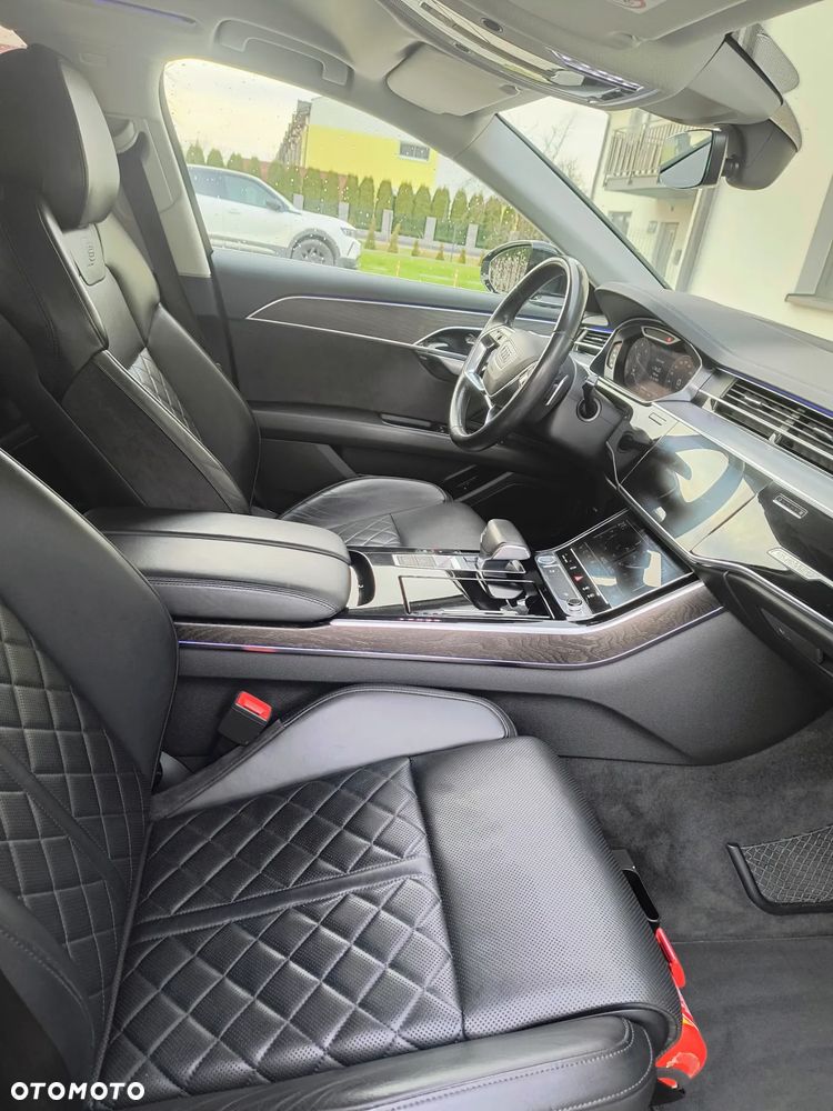 Audi A8 - 9