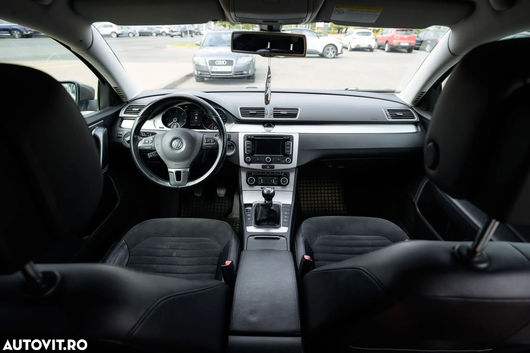 Volkswagen Passat 2.0 TDI BlueMotion Tehnology Comfortline - 23