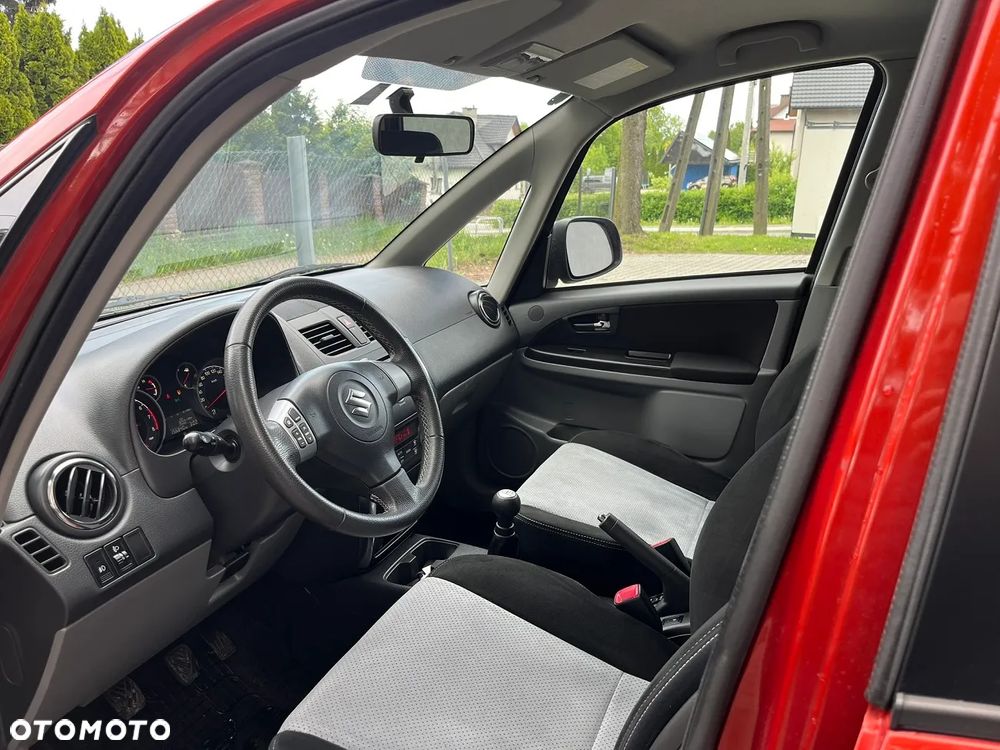 Suzuki SX4 1.6 VVT 4x4 Limited - 9