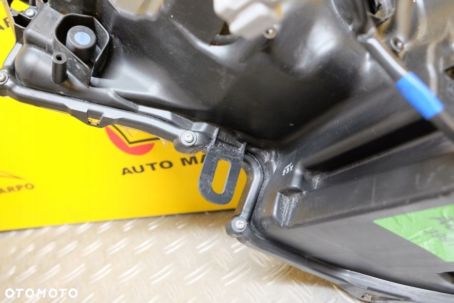 TOYOTA C-HR CHR 2020- REFLEKTOR LAMPA FULL LED R USA - 9