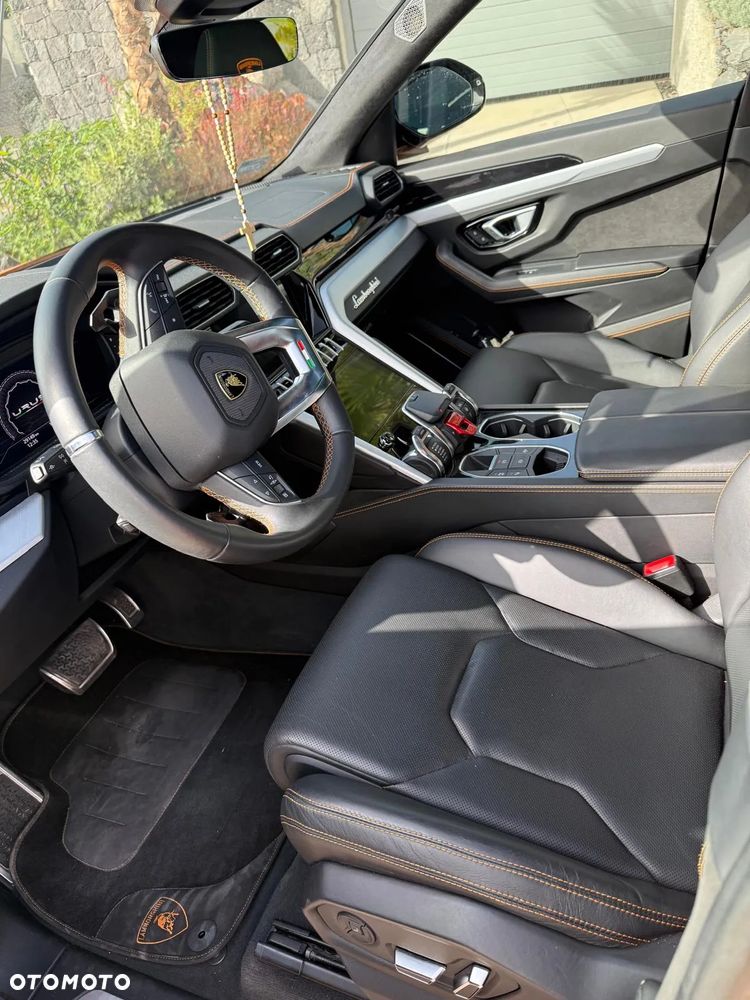 Lamborghini Urus - 7
