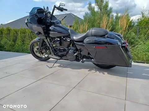 Harley-Davidson Touring Road Glide - 3