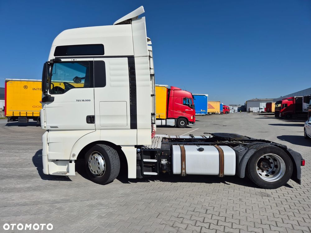 MAN 500 KM, MEGA - 8
