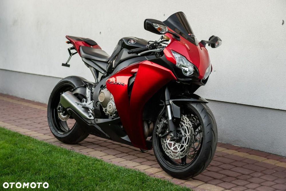 Honda CBR - 1