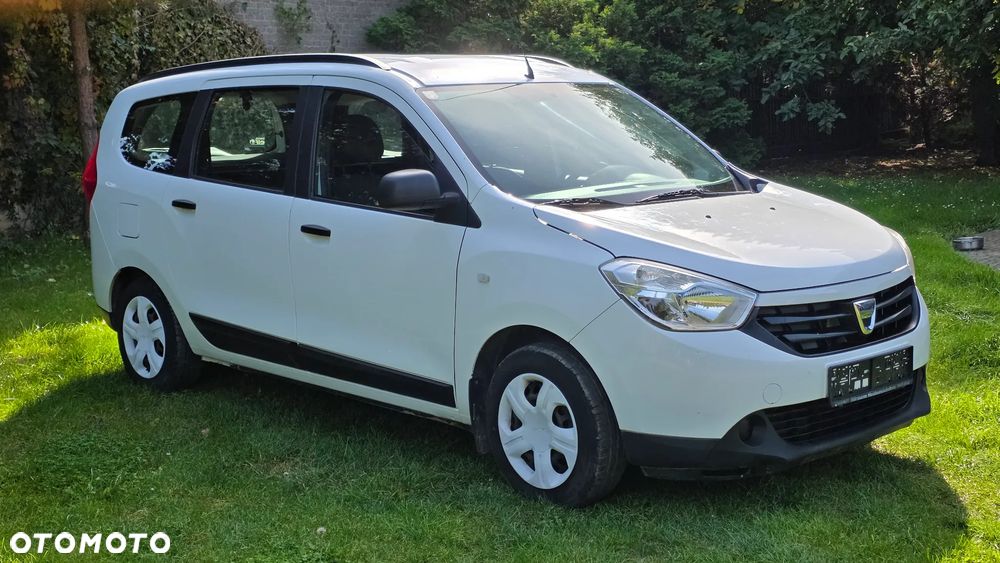 Dacia Lodgy 1.6 MPI 85 Ambiance - 2