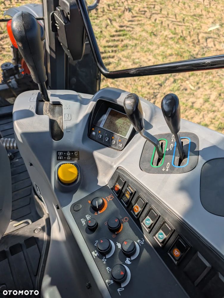 Kubota M105GX IV - 3