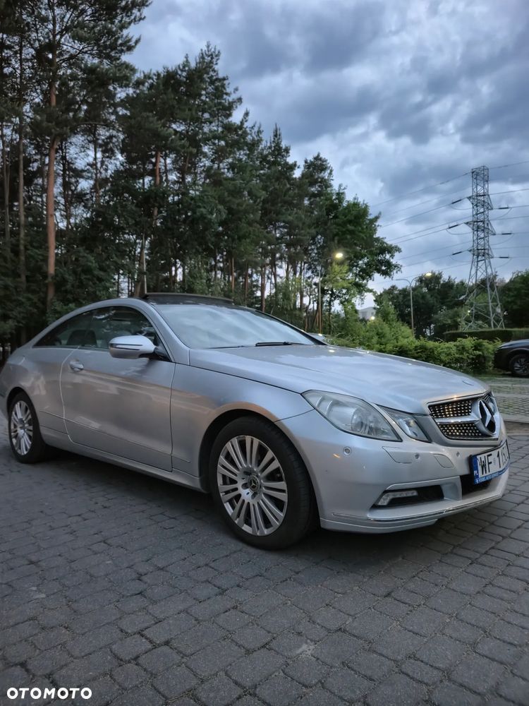 Mercedes-Benz Klasa E 350 CGI BlueEffICIENCY - 13
