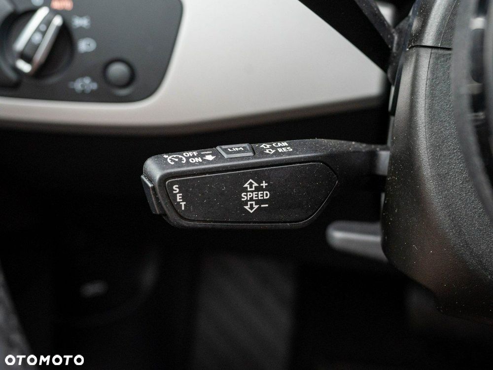 Audi A4 Avant 35 TFSI mHEV S tronic - 16