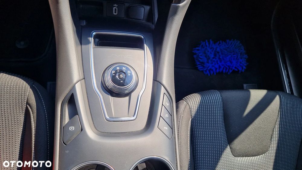 Ford Mondeo 2.0 EcoBlue Titanium - 19
