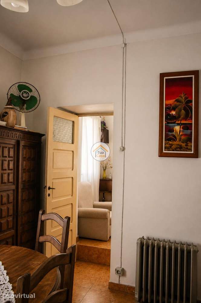 Ilha em Avintes com 3 Moradias T2 — Excelente Potencial de Investiment - Grande imagem: 3/24