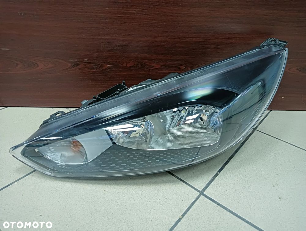 FORD FOCUS MK3 LIFT Lewy REFLEKTOR EUROPA - 1