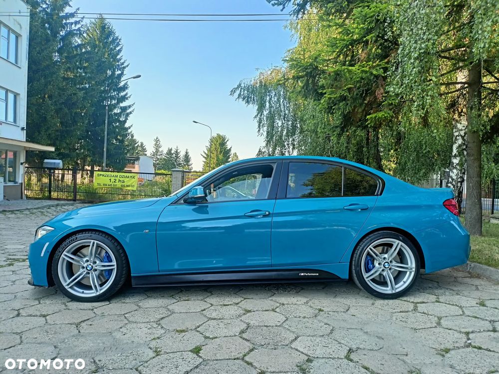 BMW Seria 3 335i xDrive Edition Sport - 3