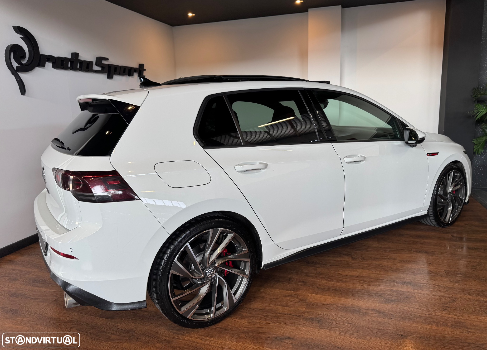 VW Golf 2.0 TSI GTI DSG Performance - 59