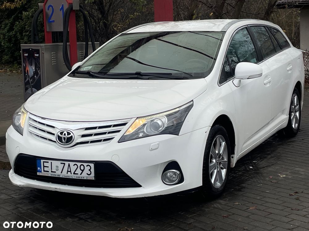 Toyota Avensis - 1