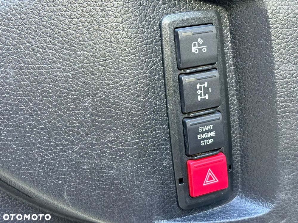 MAN TGS 35.470 8x4 BB EURO6 WYWROTKA TRÓJSTRONNA Z BORDMATIKIEM - 17