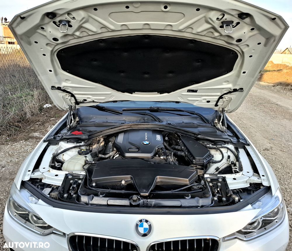 BMW Seria 3 320d EfficientDynamics Edition Standard - 19