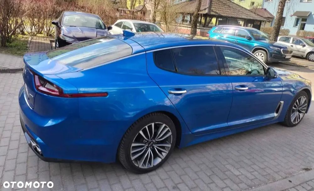 Kia Stinger - 2