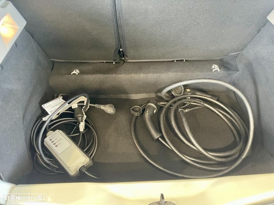 Renault Zoe (c/ Bateria) EV50 110hp Evolution - 30