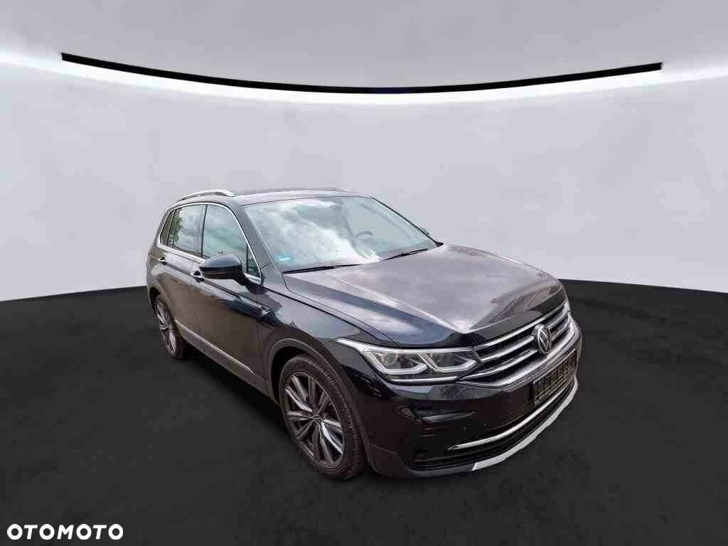 Volkswagen Tiguan - 3