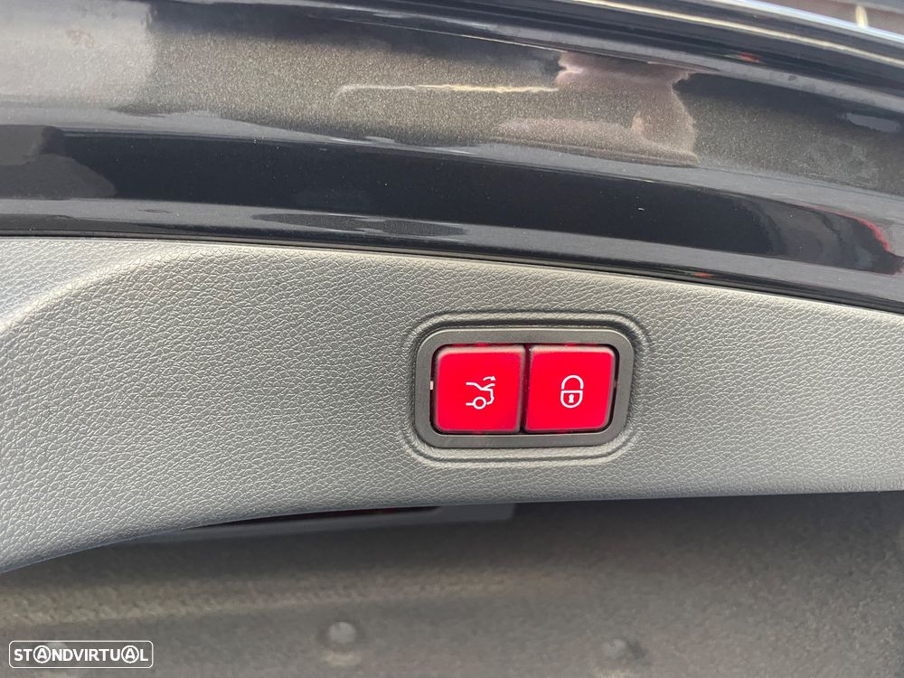 Mercedes-Benz E 220 d AMG Line - 21