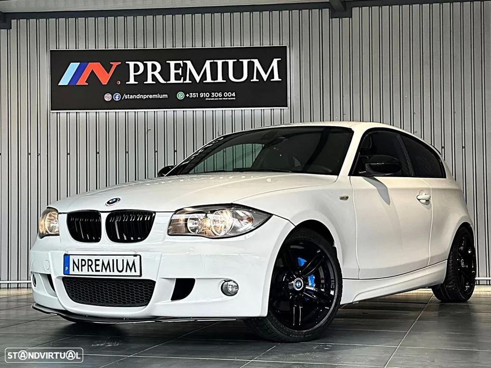 BMW 118 d Pack M - 4