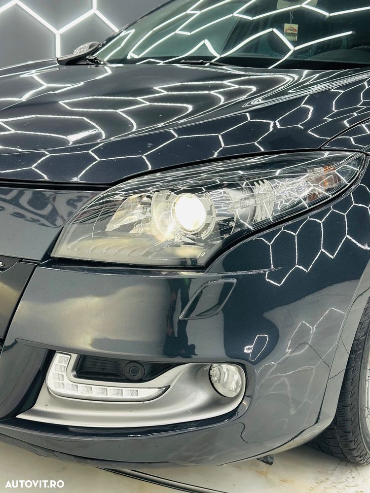 Renault Megane Sport Tourer 1.5 dCi GT Line - 12