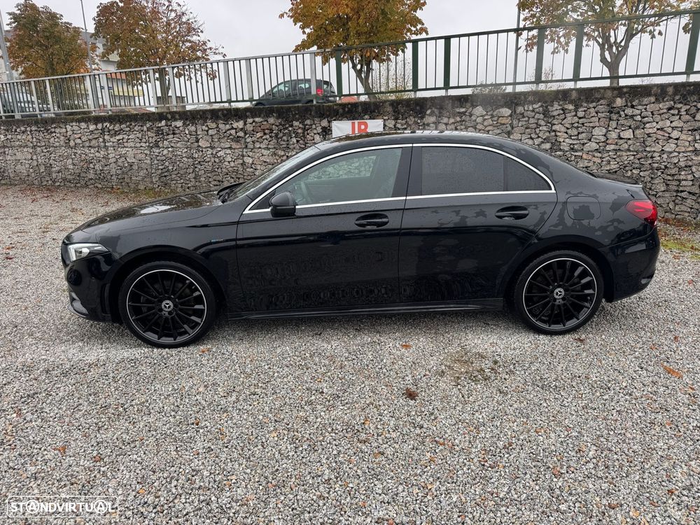 Mercedes-Benz A 250 Limousine e AMG Line - 5