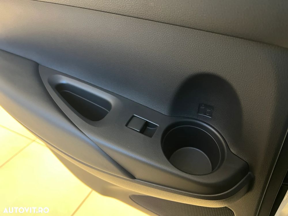 Toyota Corolla Cross 1.8I 2WD Active - 9