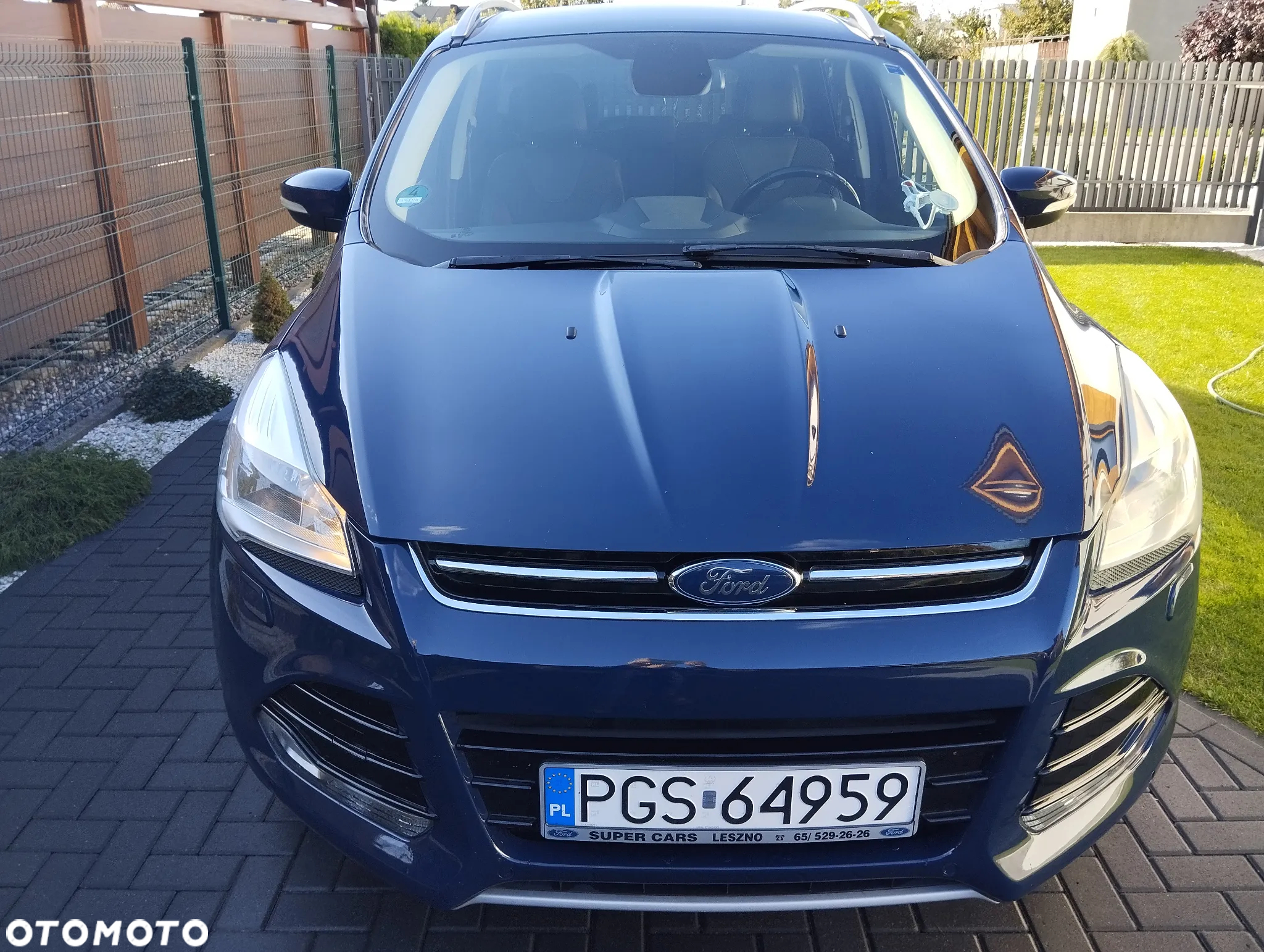 Ford Kuga 2.0 TDCi 2x4 Titanium - 2
