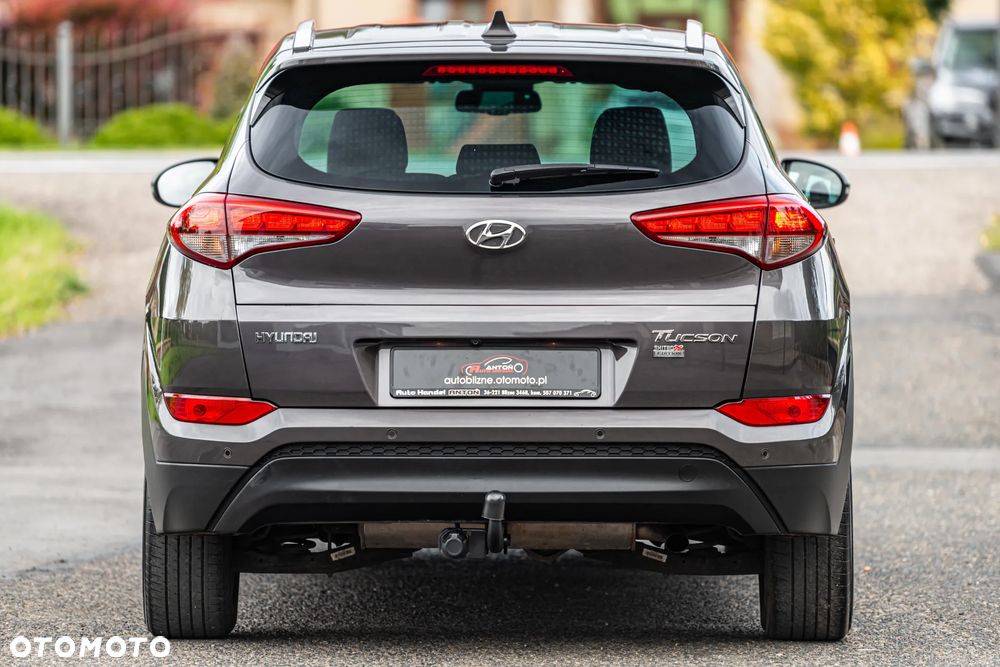 Hyundai Tucson blue 1.7 CRDi 2WD Trend - 17